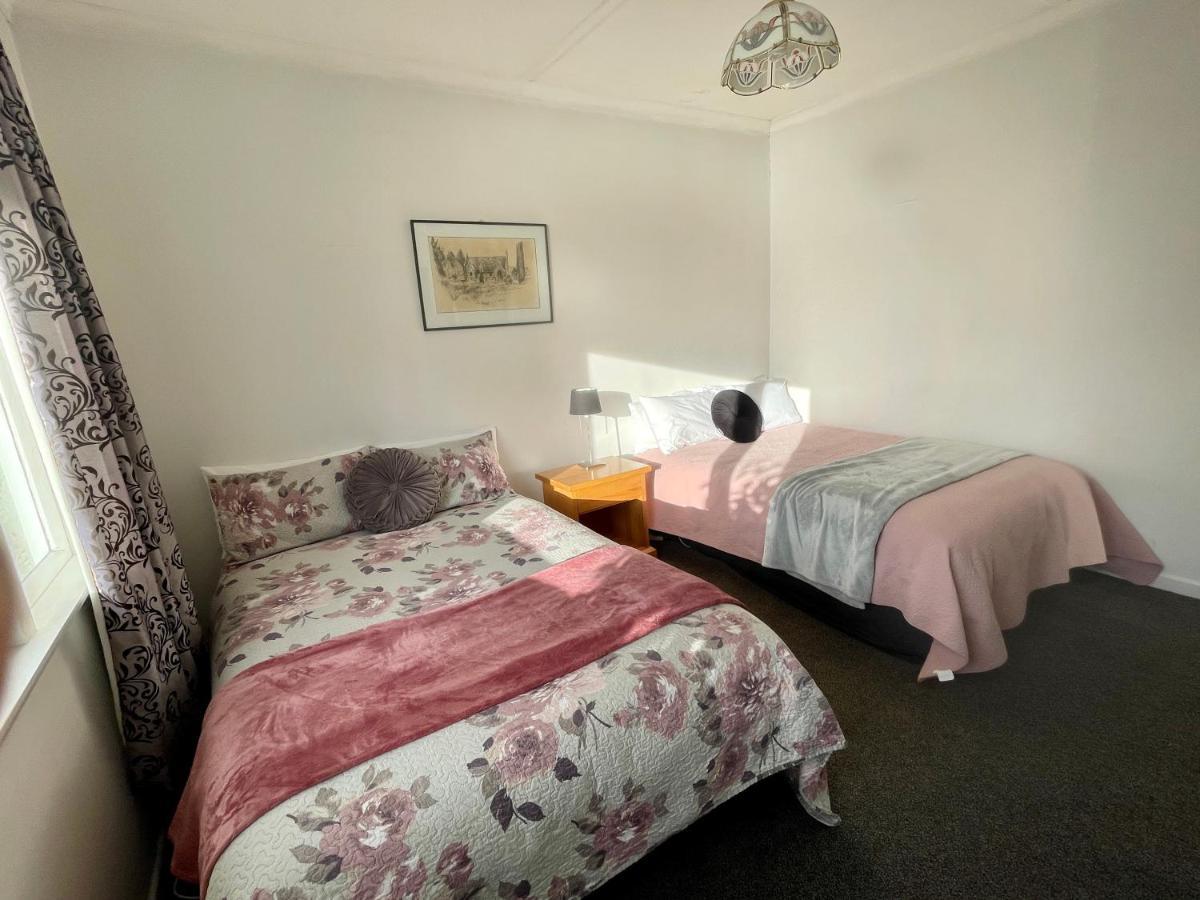 Bungalow On Centre Apartment Invercargill Exterior foto